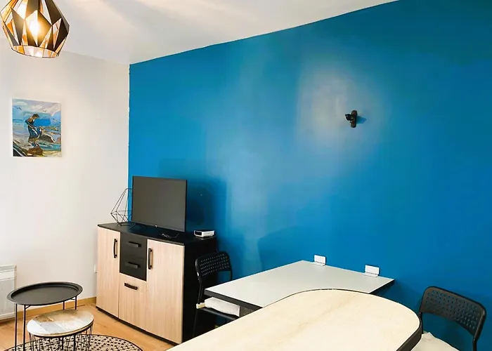 Pretty Cosy Pearl Close To The Sea Апартаменты *