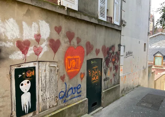 Pretty Cosy Pearl Close To The Sea *